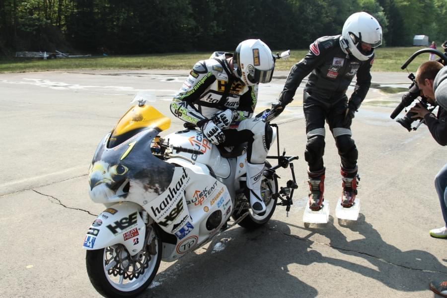 KM Suzuki B-King 295,5 km/h